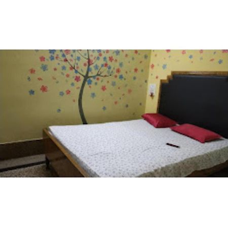 Roxy Inn,Каттак Экстерьер фото